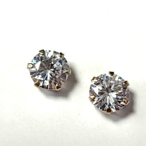 $120 10K Cz 6.5Mm Earrings