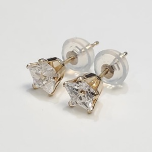 $150 14K Star Cz Earrings