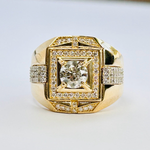 $16,240 Value, 14K Gold Diamond Ring ( Size 10)
