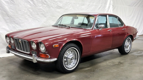 1972 Jaguar XJ6 W/ Newly Rebuilt 350