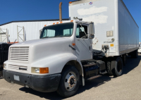 1995 INTERNATIONAL 8200 & 2002 UTILITY TRAILER - RUN WELL