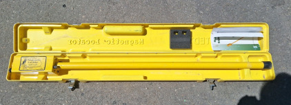 Model GA-52Cx Magnetic Locator