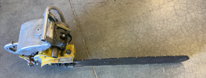 EB&mdash;Vintage Chain Saw - Carbs Need Cleaned