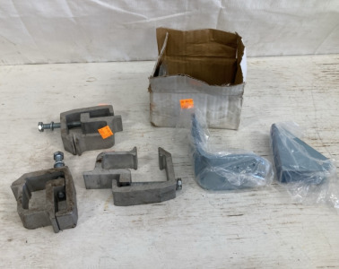 (2) Brackets & (3) Clamps