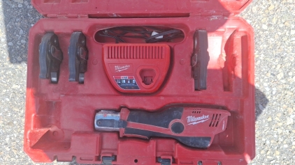 Milwaukee Press Tool...EB