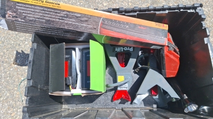 Car Jacks, Lights & Other Components...EB