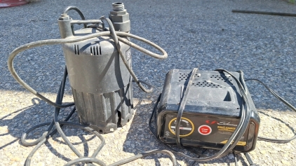 Car Vacuum & Battery Charger...EB