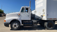 1995 INTERNATIONAL 8200 & 2002 UTILITY TRAILER - RUN WELL - 3