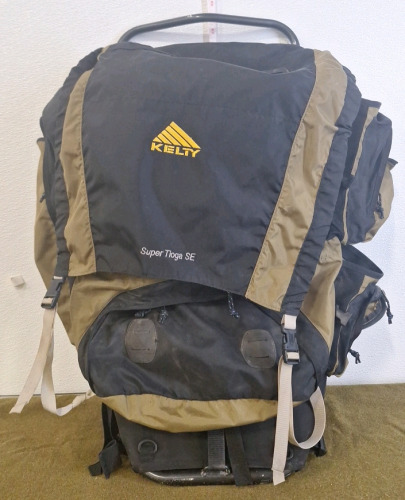 (1) KELTY Super Tioga SE Backpack