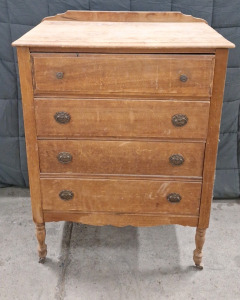 (1) 4-Drawer, Solid Wood Dresser