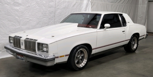 1978 Oldsmobile Cutlass Supreme - 385 Stroker! 5000 Miles on build!