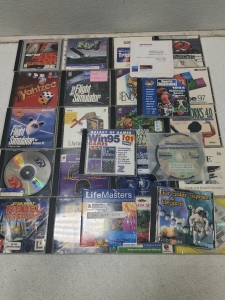 Assorted Computer CD's( Games and Softwear