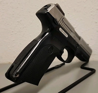 Ruger SR9 9mm Semi Automatic Pistol (No Magazine)-- 330-75365 - 2