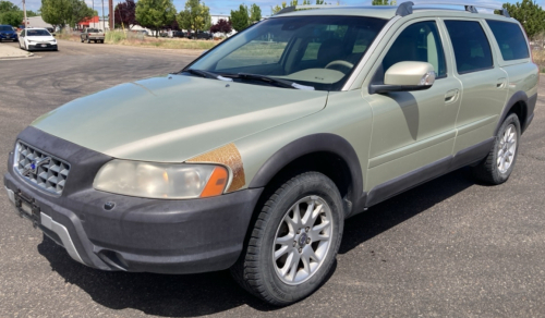 2007 VOLVO XC70 - AWD!