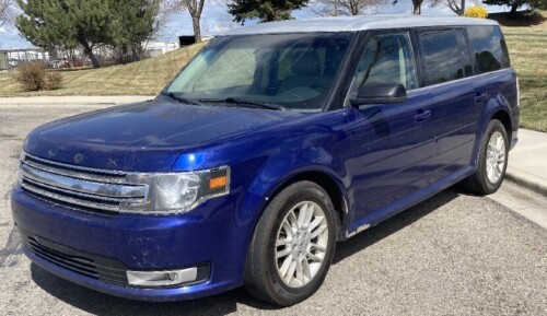 2013 Ford Flex - AWD - Spacious!