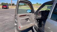 2002 CADILAC ESCALADE - 4X4 - RUNS WELL! - 9