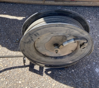 Retracting 3/8 Oil Resistant Retractable Air Hose