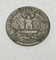 (2) Silver Washington Quarters Dated 1962 - 4