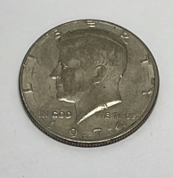 (4) Kennedy Half Dollar Coins Dated 1971, 1974, 1776-1976 - 3