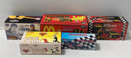 (1) NASCAR Rusty Wallace #2 Miller/Elvis 1998 Ford Taurus Diecast (1) 2000 Revell Bill Elliot McDonalds Diecast (1) Racing Championship #28 Texaco Halvoline Dale Jarret Diecast & More