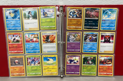 (160+) Pok&eacute;mon Cards W/ Lots Of Holos And Rares