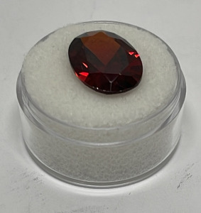 10.50ct. Pidgeon Blood Red Ruby Oval Cut And Faceted VVS Quality Gemstone