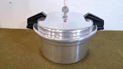 (1) Mirro 12Qt Pressure Cooker