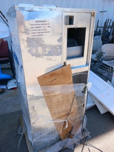 Johnson Controls Furnace/ Air Conditioner #DGAD601812R-A