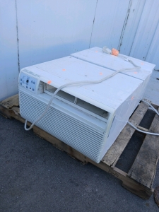 2)24" Frigidaire Window Air Conditioner/ Heater