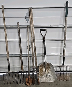 (3) PitchForks, (2) Shovels Different Sizes, Antique Post Hole Digger