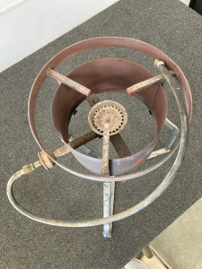 Outdoor gas single standing burner