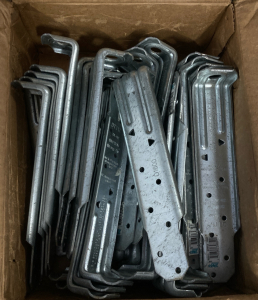 Box of Stud Plates