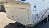 2004 R-VISION TRAIL LITE - 11