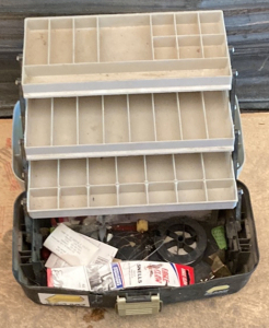 Tacklebox w/ Hooks Inside - EB