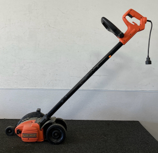 Black+Decker Electric Edger