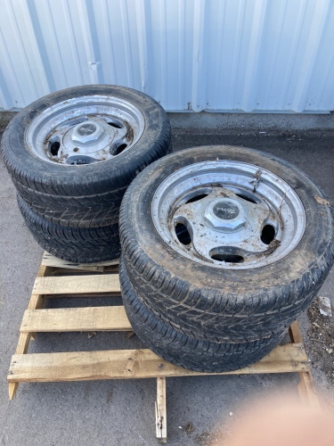 (4) Toyo Tires