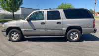 2002 CHEVROLET SUBURBAN - 4X4! - 3