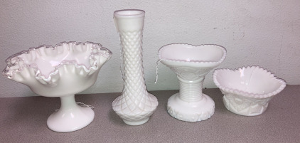 EB-Vintage MilkGlass