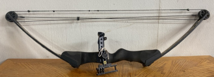 (1) Camo Bow