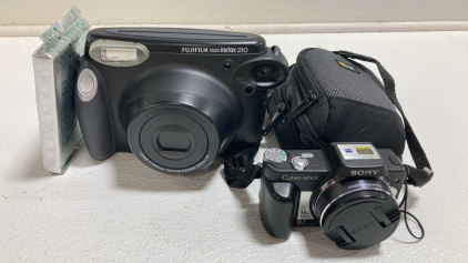 FujiFilm Instax 210, Sony Cyber-Shot