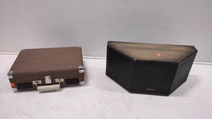 Vintage Vinyl Player & Klipsch 18"x7" 3-Way Speaker