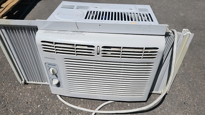 Window Air Conditioner, Frigidaire