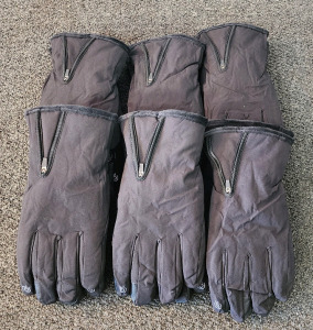(6) Pairs Of New Cold Wear Gloves, Size Medium