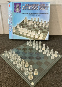 Deluxe Glass Chess Set