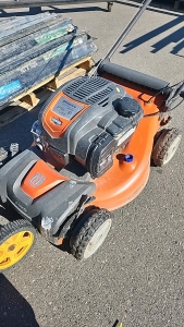 Lawn Mower, B&S 6.75HP, Husqvarna