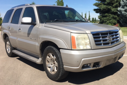 2006 CADILLAC ESCALADE - 4X4 - TOW PACKAGE!