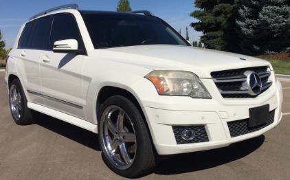 2010 MERCEDES BENZ GLK - AWD - 149K MILES - HARMON/KARDON STEREO!