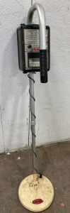 Fisher M-65 Metal Detector