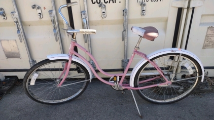 26" Schwinn (Pink) Bike