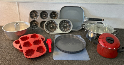 Assorted Kitchen & Bakeware, Bundt Cake Pans, Stainless & Non-Stick Cookware & More